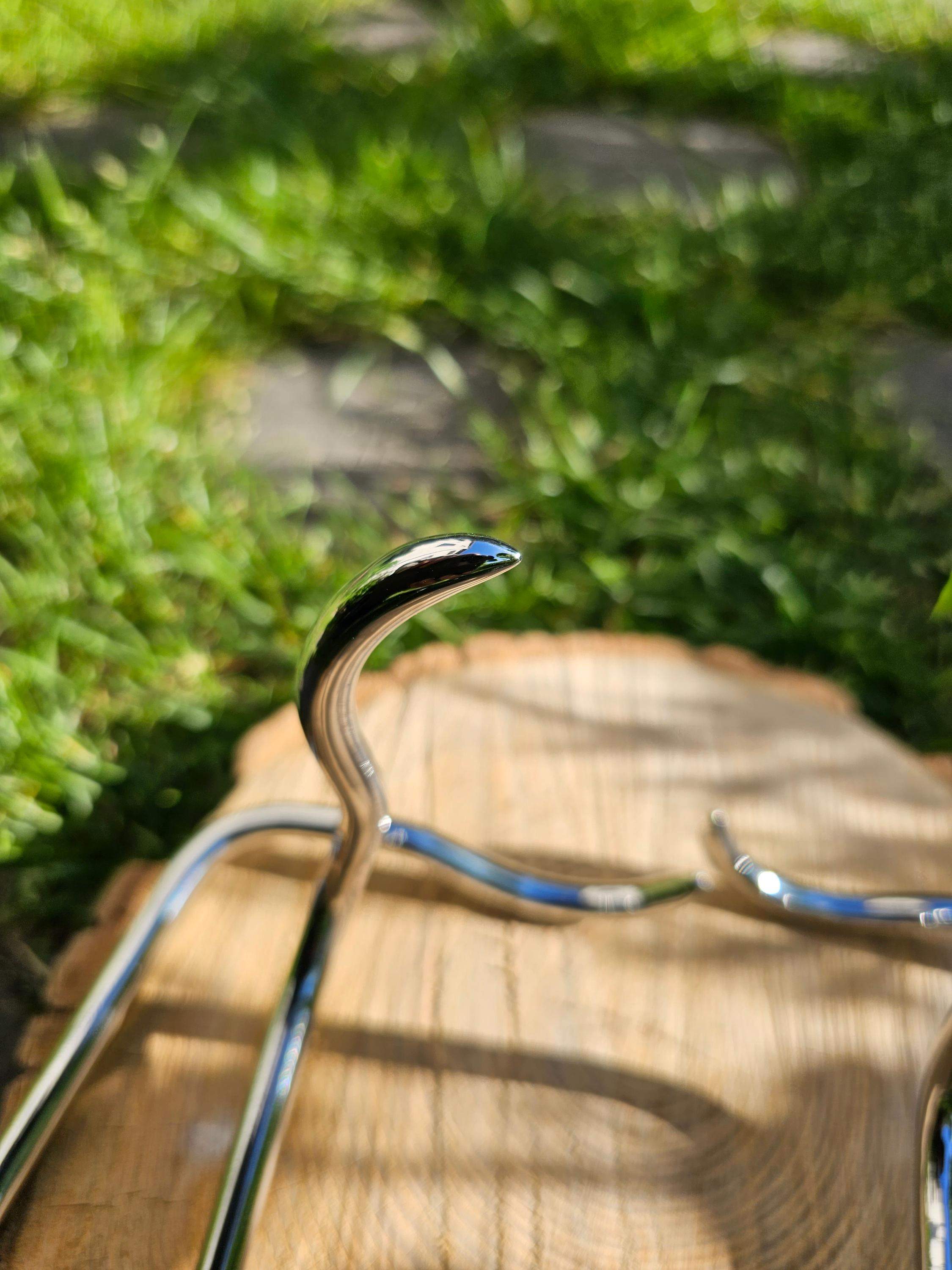 WILCZY KIEŁ DWUSTRONNY 1