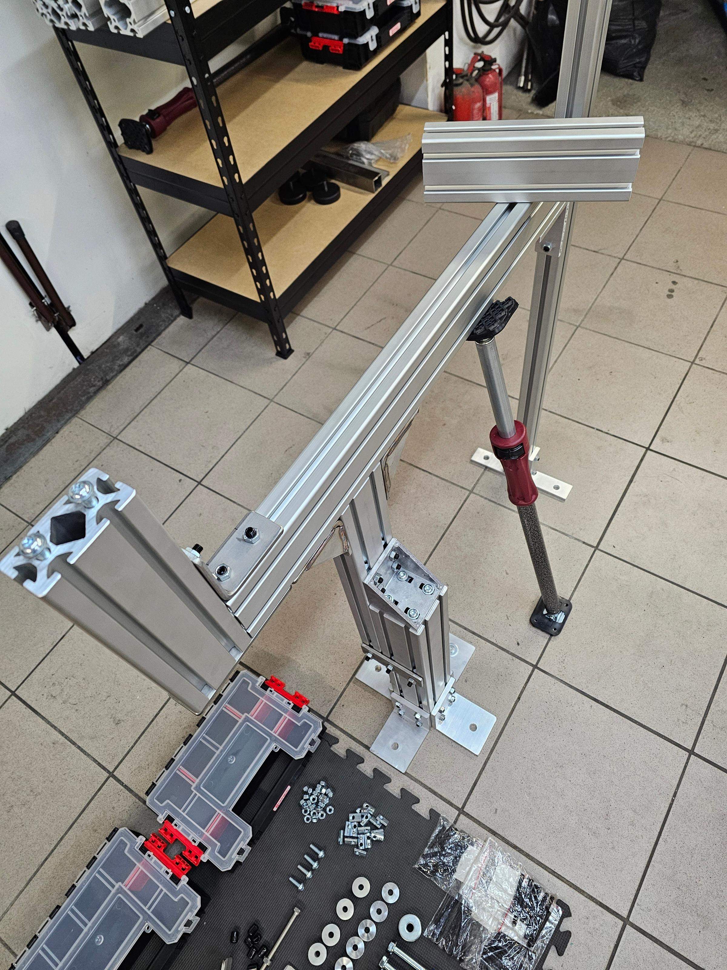 STOJAK DO ZBIORNIKÓW MOTOCYKLOWYCH 3