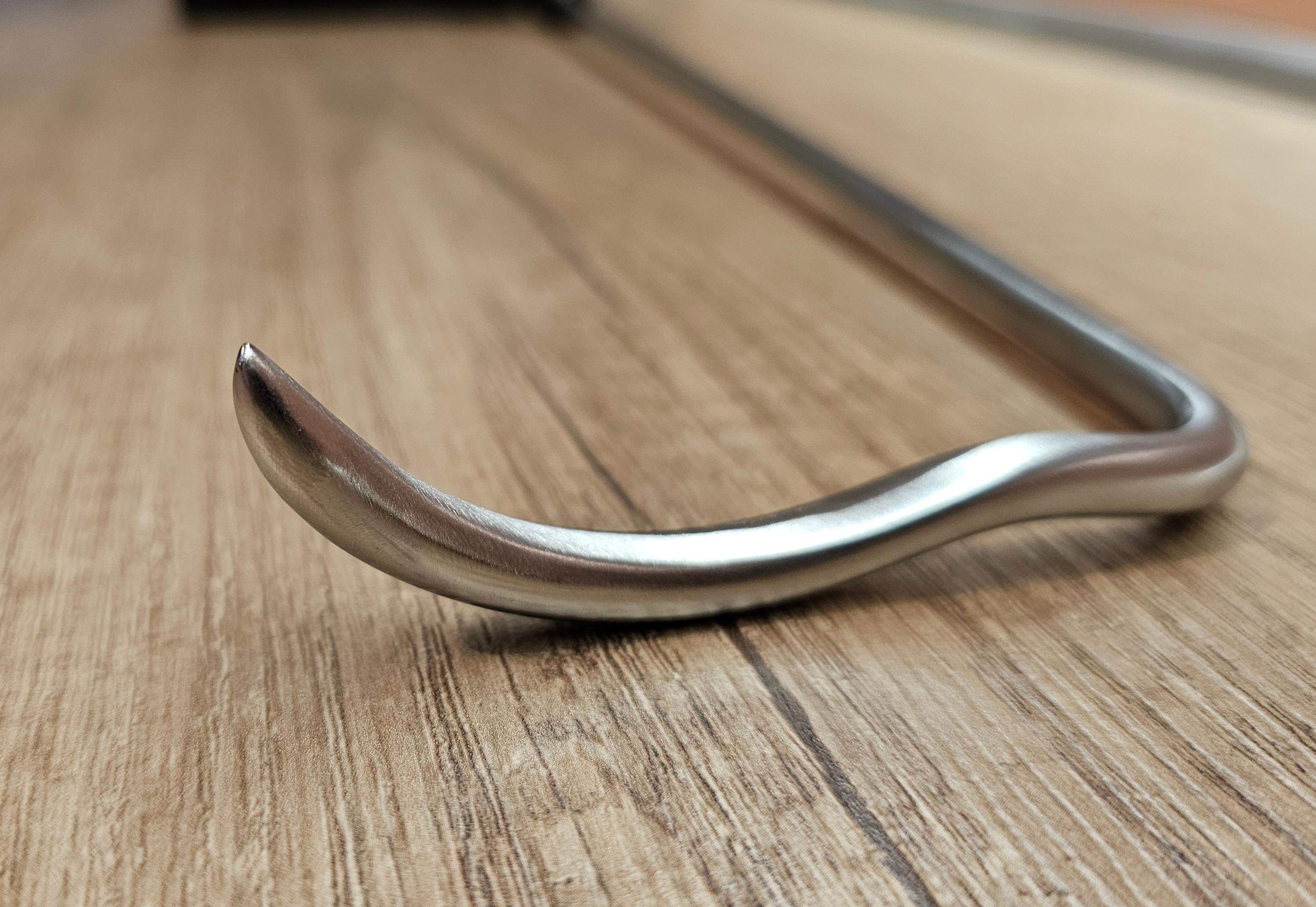 WILCZY KIEŁ DWUSTRONNY