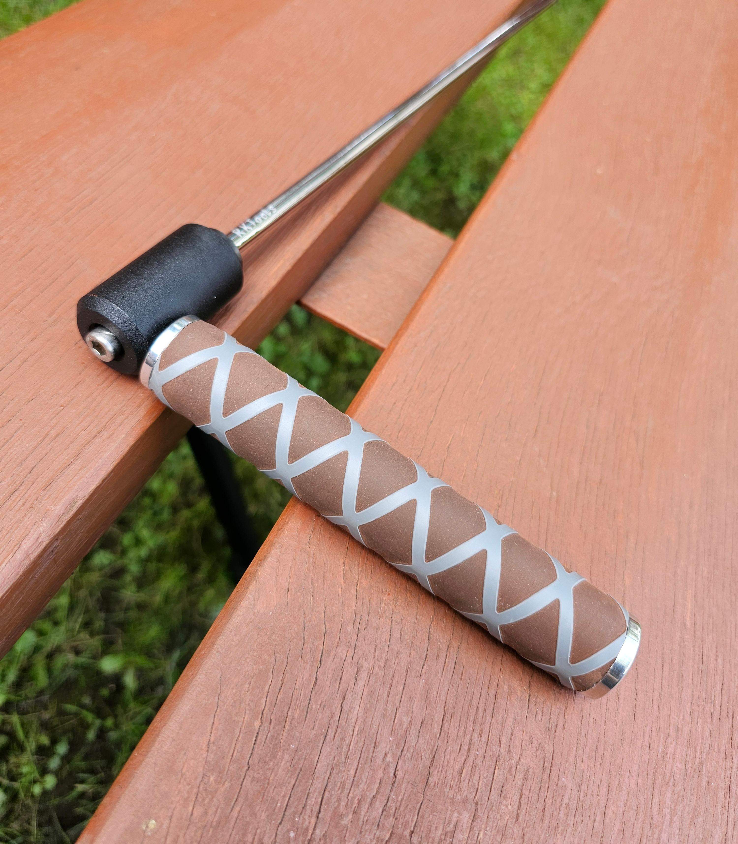 WILCZY KIEŁ DWUSTRONNY 4